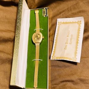 Vintage Bolivia, Electra 360 women’s watch.